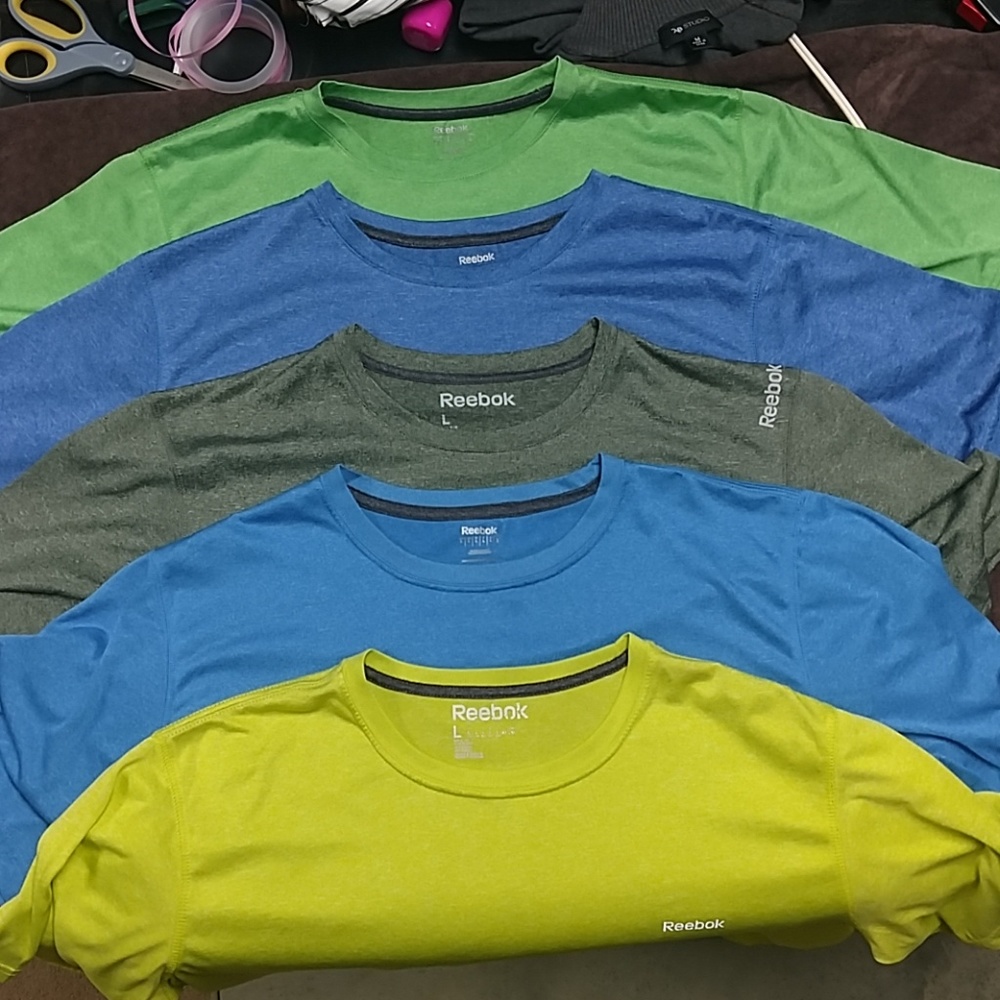 Reebok tee - Picture 6 of 6